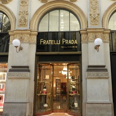 primo negozio prada 1913 architetto|Gli Epicentri di Prada .